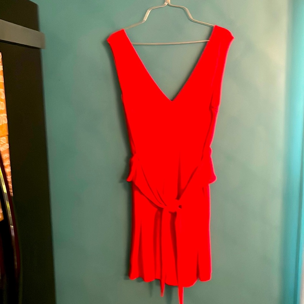Size M Summer and Sage Red Romper